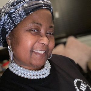 Meet your Posher, Nina